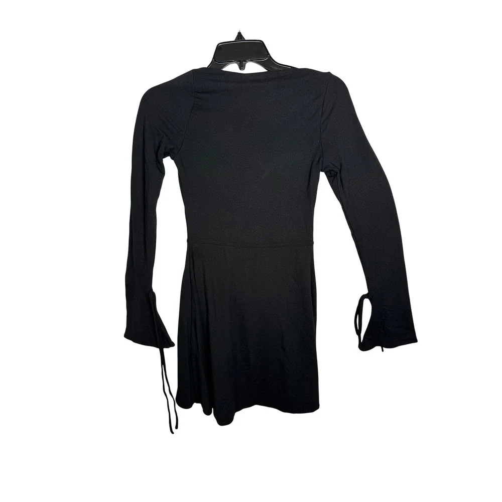 Oh Polly Black Long Sleeve Sweetheart Mini Dress‎ with Side Slit US 4 NWT